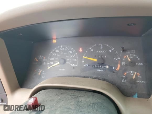 ✅ 1997 Chevrolet Blazer LT • VIN: 1GNDT13W4V2254280 • Lot: 44920175. Wystawiony na Copart z przebiegiem 151 725 mil. Bezpłatny archiwum sprzedaży aukcyjnych z USA i szczegółowy raport historii pojazdu na DreamBid. Zdjęcie 9.