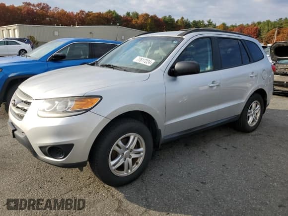 ✅ 2012 Hyundai Santa Fe GLS • VIN: 5XYZG3AB3CG111645 • Lot: 77617224. Listed on Copart with 174,556 mi. Free auction sales archive from the USA and detailed vehicle history report at DreamBid. Image 1.