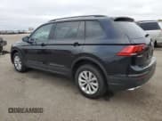 ✅ 2019 Volkswagen Tiguan S • VIN: 3VV0B7AXXKM049917 • Lot: 82537495. Wystawiony na Copart z przebiegiem 59 346 mil. Bezpłatny archiwum sprzedaży aukcyjnych z USA i szczegółowy raport historii pojazdu na DreamBid. Zdjęcie 2.