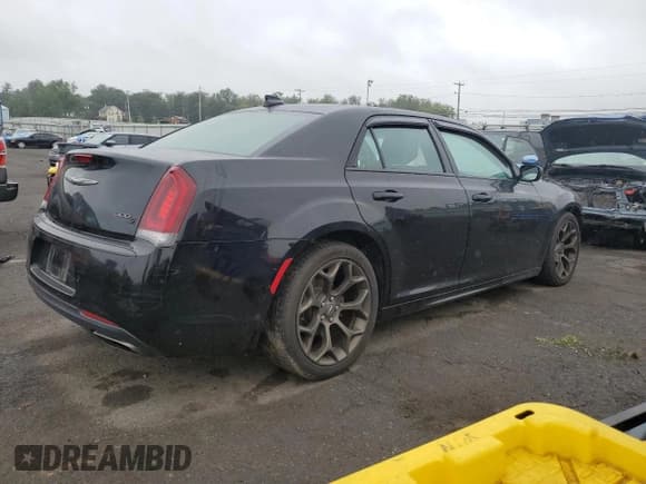 ✅ 2017 Chrysler 300 S Alloy Edition • VIN: 2C3CCABG2HH606710 • Lot: 69200085. Listed on Copart with Not provided. Free auction sales archive from the USA and detailed vehicle history report at DreamBid. Image 3.