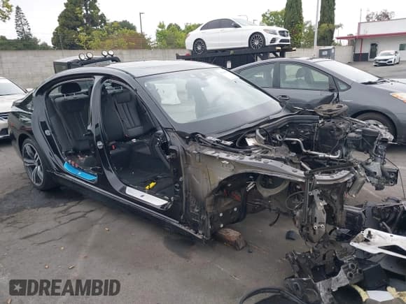 ✅ 2019 BMW 7 Series 740i • VIN: WBA7E2C50KB454417 • Lot: 42290156. Listed on IAAI with Not provided. Free auction sales archive from the USA and detailed vehicle history report at DreamBid. Image 1.