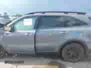 2022 Kia Sorento X-Line S z VIN 5XYRLDLC1NG105322, wystawiony jako IAAI lot #42316881 z przebiegiem Nie podano mil oraz . Historia ofert i sprzedaży dostępna na DreamBid. Obrazek 13.