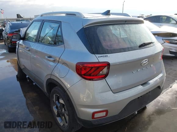 ✅ 2021 Hyundai Venue SEL • VIN: KMHRC8A35MU098328 • Lot: 41294279. Listed on IAAI with 61,660 mi. Free auction sales archive from the USA and detailed vehicle history report at DreamBid. Image 3.