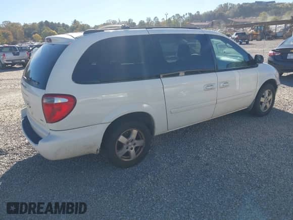 2005 Dodge Caravan SXT с VIN 2D4GP44L65R518524, выставлен на аукционе IAAI как лот 43440196 с пробегом 146 510 миль миль и . История ставок и продаж доступна на DreamBid. Изображение 4.