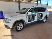 ✅ 2018 Volkswagen Atlas SE • VIN: 1V2CP2CA2JC600736 • Lot: 82643355. Wystawiony na Copart z przebiegiem 24 391 mil. Bezpłatny archiwum sprzedaży aukcyjnych z USA i szczegółowy raport historii pojazdu na DreamBid. Zdjęcie 1.