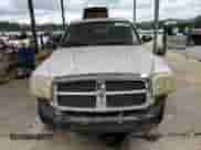 2005 Dodge Dakota ST with VIN 1D7HE28K75S151411, listed as a Copart auction lot 58223775 with 218,017 mi miles and Clean title. Bid and sale history available at DreamBid. Image 5.