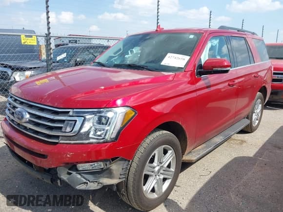 ✅ 2021 Ford Expedition XLT • VIN: 1FMJU1HT0MEA80708 • Lot: 42742658. Wystawiony na IAAI z przebiegiem 69 249 mil. Bezpłatny archiwum sprzedaży aukcyjnych z USA i szczegółowy raport historii pojazdu na DreamBid. Zdjęcie 17.