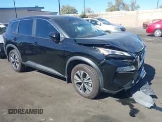 ✅ 2022 Nissan Rogue SV • VIN: 5N1BT3BA4NC703982 • Lot: 43551524. Wystawiony na IAAI z przebiegiem 42 015 mil. Bezpłatny archiwum sprzedaży aukcyjnych z USA i szczegółowy raport historii pojazdu na DreamBid. Zdjęcie 1.