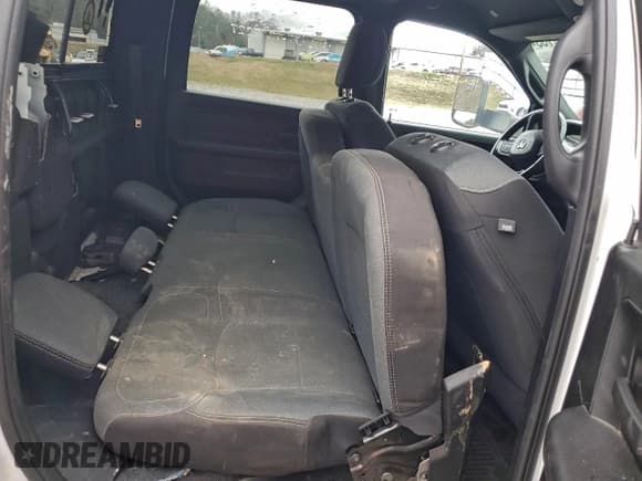 ✅ 2022 Ram 2500 Tradesman • VIN: 3C6UR4HL7NG219027 • Lot: 94081755. Wystawiony na Copart z przebiegiem 228 661 mil. Bezpłatny archiwum sprzedaży aukcyjnych z USA i szczegółowy raport historii pojazdu na DreamBid. Zdjęcie 10.