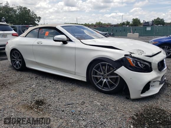 ✅ 2019 Mercedes-Benz S 560 • VIN: WDDXK8DB6KA038127 • Lot: 59466694. Wystawiony na Copart z przebiegiem Nie podano. Bezpłatny archiwum sprzedaży aukcyjnych z USA i szczegółowy raport historii pojazdu na DreamBid. Zdjęcie 4.