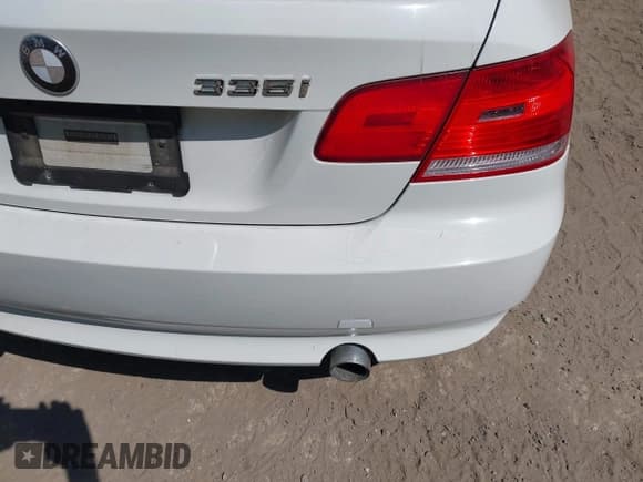 ✅ 2009 BMW 3 Series 335i • VIN: WBAWB735X9P046487 • Lot: 42843560. Listed on IAAI with 117,317 mi. Free auction sales archive from the USA and detailed vehicle history report at DreamBid. Image 6.