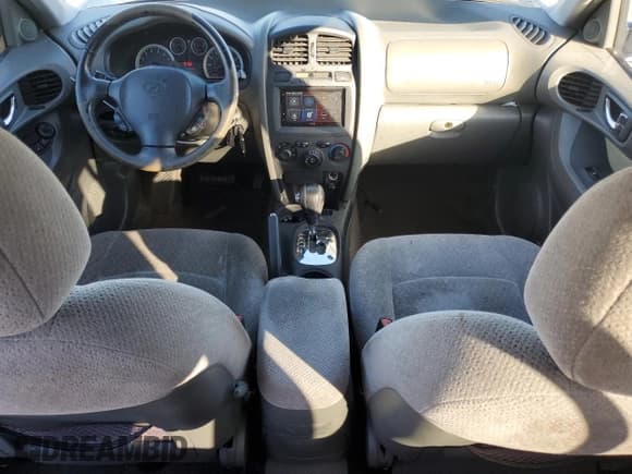 ✅ 2005 Hyundai Santa Fe GLS • VIN: KM8SC13E85U907748 • Lot: 85288045. Listed on Copart with 155,252 mi. Free auction sales archive from the USA and detailed vehicle history report at DreamBid. Image 8.