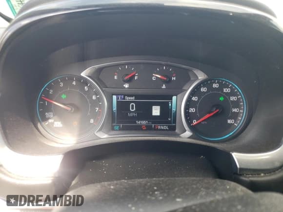 ✅ 2019 Chevrolet Traverse RS • VIN: 1GNERJKX3KJ101453 • Lot: 74306184. Wystawiony na Copart z przebiegiem 141 951 mil. Bezpłatny archiwum sprzedaży aukcyjnych z USA i szczegółowy raport historii pojazdu na DreamBid. Zdjęcie 9.