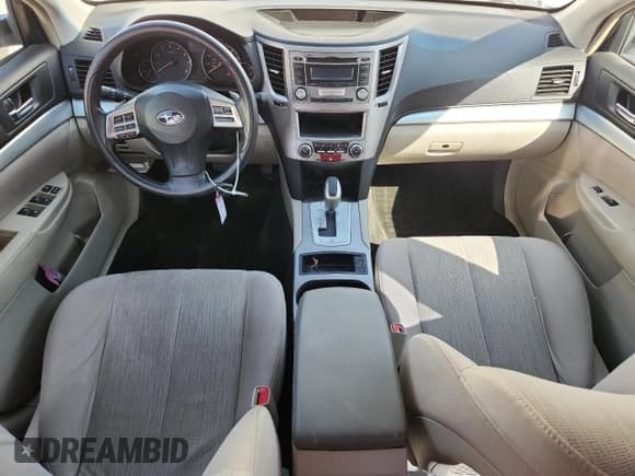 ✅ 2014 Subaru Legacy 2.5i • VIN: 4S3BMBA60E3002400 • Lot: 80851285. Wystawiony na Copart z przebiegiem 137 790 mil. Bezpłatny archiwum sprzedaży aukcyjnych z USA i szczegółowy raport historii pojazdu na DreamBid. Zdjęcie 8.