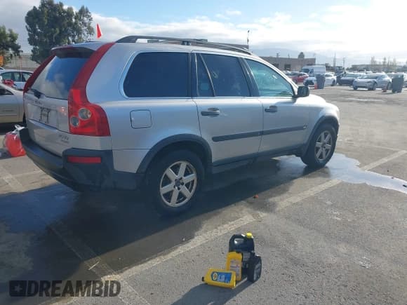 ✅ 2003 Volvo XC90 Twin • VIN: YV1CZ91H331003625 • Лот: 43733068. Опубликован ранее на IAAI с пробегом 133 132 миль. Бесплатный доступ к архиву аукционных продаж из США и подробный отчёт об истории автомобиля на DreamBid. Изображение 4.