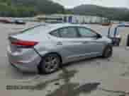 2017 Hyundai Elantra SE z VIN 5NPD84LF4HH194953, wystawiony jako Copart lot #71695695 z przebiegiem 124 703 mil mil oraz Szkoda całkowita • Salvage title. Historia ofert i sprzedaży dostępna na DreamBid. Obrazek 3.