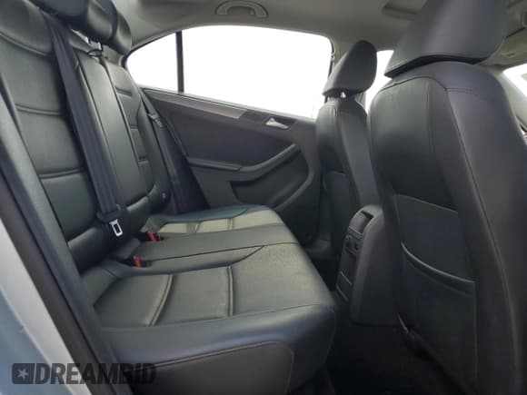 ✅ 2013 Volkswagen Jetta TDI w/Premium • VIN: 3VWLL7AJ4DM385387 • Lot: 63132695. Listed on Copart with 132,468 mi. Free auction sales archive from the USA and detailed vehicle history report at DreamBid. Image 10.