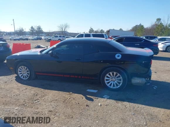 ✅ 2013 Dodge Challenger SXT • VIN: 2C3CDYAG5DH631358 • Lot: 41307511. Wystawiony na IAAI z przebiegiem 145 683 mil. Bezpłatny archiwum sprzedaży aukcyjnych z USA i szczegółowy raport historii pojazdu na DreamBid. Zdjęcie 14.