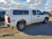 ✅ 2004 Chevrolet Silverado 1500 Z71 • VIN: 2GCEK19T441106965 • Lot: 94267805. Listed on Copart with 200,286 mi. Free auction sales archive from the USA and detailed vehicle history report at DreamBid. Image 3.