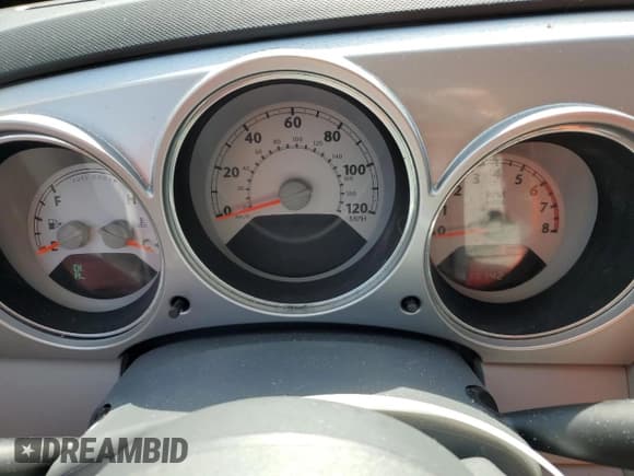 ✅ 2008 Chrysler PT Cruiser • VIN: 3A8FY48BX8T209236 • Lot: 54251455. Listed on Copart with 117,142 mi. Free auction sales archive from the USA and detailed vehicle history report at DreamBid. Image 9.