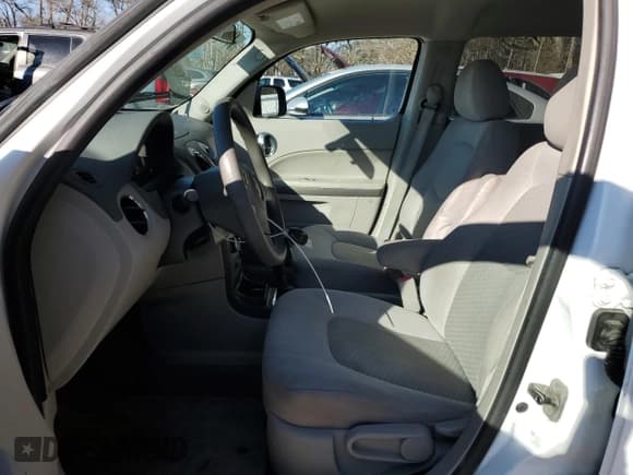 ✅ 2009 Chevrolet HHR LS • VIN: 3GNCA13B59S624127 • Lot: 41419525. Listed on Copart with 70,382 mi. Free auction sales archive from the USA and detailed vehicle history report at DreamBid. Image 7.