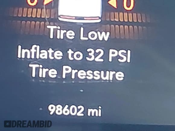 ✅ 2019 Dodge Challenger SXT • VIN: 2C3CDZAG1KH534631 • Lot: 43322768. Wystawiony na IAAI z przebiegiem 98 602 mil. Bezpłatny archiwum sprzedaży aukcyjnych z USA i szczegółowy raport historii pojazdu na DreamBid. Zdjęcie 7.