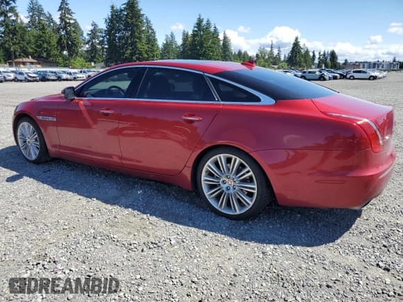 ✅ 2015 Jaguar XJ Portfolio • VIN: SAJWJ2GD9F8V89685 • Лот: 59161545. Опубликован ранее на Copart с пробегом 59 338 миль. Бесплатный доступ к архиву аукционных продаж из США и подробный отчёт об истории автомобиля на DreamBid. Изображение 2.