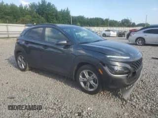 ✅ 2022 Hyundai Kona SEL • VIN: KM8K32AB1NU928262 • Лот: 59792974. Опубликован ранее на Copart с пробегом 90 967 миль. Бесплатный доступ к архиву аукционных продаж из США и подробный отчёт об истории автомобиля на DreamBid. Изображение 4.