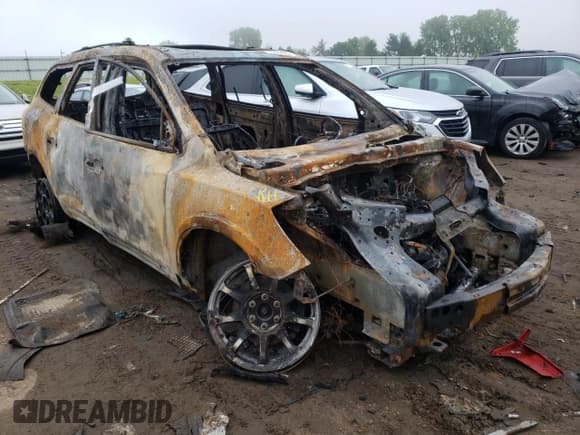 ✅ 2012 Buick Enclave Leather • VIN: 5GAKRCEDCJ379643 • Lot: 46502422. Wystawiony na Copart z przebiegiem Nie podano. Bezpłatny archiwum sprzedaży aukcyjnych z USA i szczegółowy raport historii pojazdu na DreamBid. Zdjęcie 1.