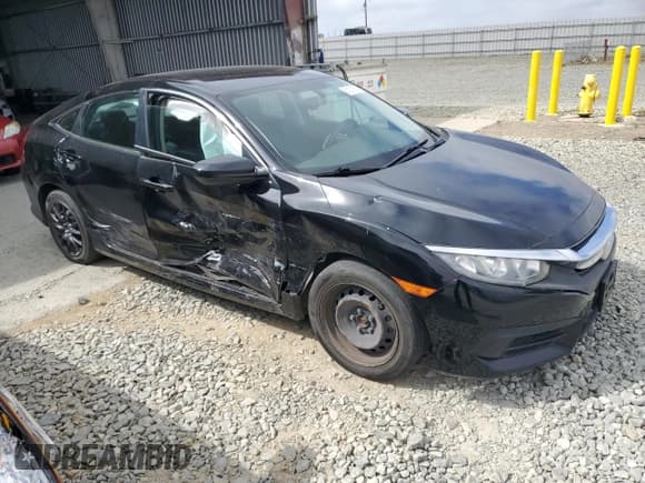 ✅ 2018 Honda Civic LX • VIN: 2HGFC2F51JH607877 • Lot: 80151685. Wystawiony na Copart z przebiegiem 106 383 mil. Bezpłatny archiwum sprzedaży aukcyjnych z USA i szczegółowy raport historii pojazdu na DreamBid. Zdjęcie 4.