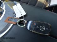 ✅ 2019 Mercedes-Benz C 300 • VIN: WDDWJ8DB6KF803628 • Lot: 41541737. Wystawiony na IAAI z przebiegiem 90 239 mil. Bezpłatny archiwum sprzedaży aukcyjnych z USA i szczegółowy raport historii pojazdu na DreamBid. Zdjęcie 11.