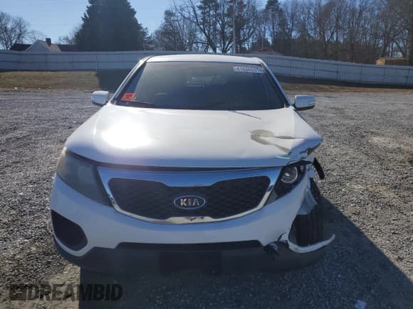 ✅ 2011 Kia Sorento LX • VIN: 5XYKTCA19BG021855 • Lot: 41626095. Listed on Copart with 157,453 mi. Free auction sales archive from the USA and detailed vehicle history report at DreamBid. Image 5.