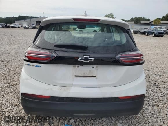 ✅ 2023 Chevrolet Bolt EV 1LT • VIN: 1G1FW6S04P4110005 • Лот: 68889115. Опубликован ранее на Copart с пробегом 43 153 миль. Бесплатный доступ к архиву аукционных продаж из США и подробный отчёт об истории автомобиля на DreamBid. Изображение 6.