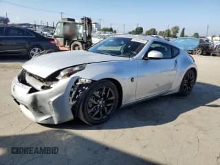 ✅ 2019 Nissan 370Z • VIN: JN1AZ4EH9KM421780 • Лот: 82609125. Опубликован ранее на Copart с пробегом 30 003 миль. Бесплатный доступ к архиву аукционных продаж из США и подробный отчёт об истории автомобиля на DreamBid. Изображение 1.