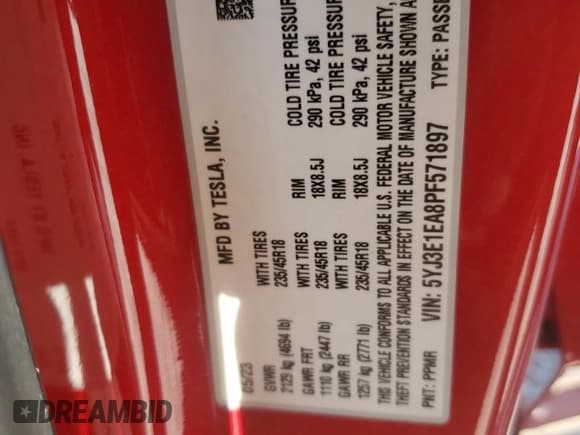 ✅ 2023 Tesla Model 3 • VIN: 5YJ3E1EA8PF571897 • Lot: 57482675. Wystawiony na Copart z przebiegiem 28 091 mil. Bezpłatny archiwum sprzedaży aukcyjnych z USA i szczegółowy raport historii pojazdu na DreamBid. Zdjęcie 13.