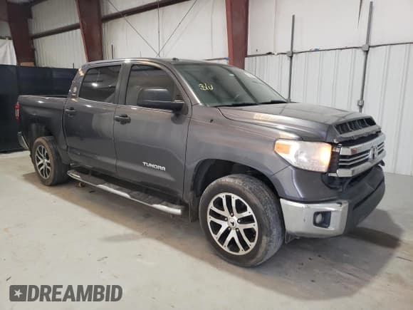 ✅ 2017 Toyota Tundra SR5 • VIN: 5TFEM5F16HX111162 • Лот: 67075885. Опубликован ранее на Copart с пробегом 227 029 миль. Бесплатный доступ к архиву аукционных продаж из США и подробный отчёт об истории автомобиля на DreamBid. Изображение 4.