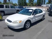 ✅ 2001 Ford Taurus LX • VIN: 1FAFP52U01G153060 • Лот: 42543418. Опубликован ранее на IAAI с пробегом 175 738 миль. Бесплатный доступ к архиву аукционных продаж из США и подробный отчёт об истории автомобиля на DreamBid. Изображение 2.