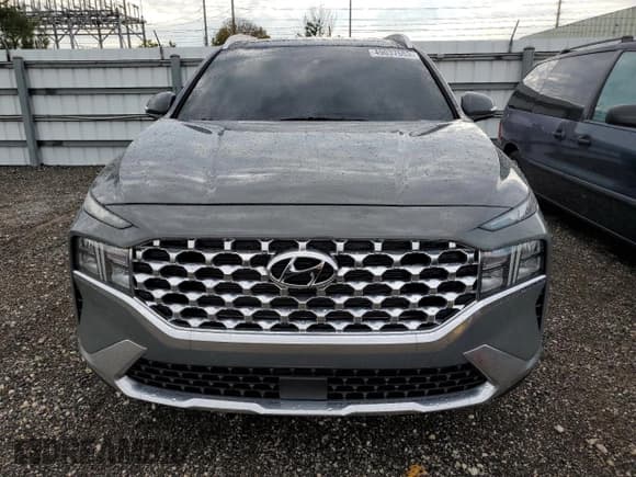 ✅ 2022 Hyundai Santa Fe SEL • VIN: 5NMS34AJ8NH475210 • Lot: 49037553. Wystawiony na Copart z przebiegiem 9 515 mil. Bezpłatny archiwum sprzedaży aukcyjnych z USA i szczegółowy raport historii pojazdu na DreamBid. Zdjęcie 5.