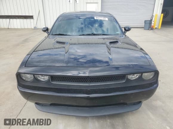 ✅ 2013 Dodge Challenger SXT • VIN: 2C3CDYAG7DH592935 • Lot: 84277125. Wystawiony na Copart z przebiegiem 204 885 mil. Bezpłatny archiwum sprzedaży aukcyjnych z USA i szczegółowy raport historii pojazdu na DreamBid. Zdjęcie 5.