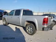 ✅ 2011 GMC Sierra 1500 SLE • VIN: 3GTP1VE04BG366074 • Лот: 93081685. Опубликован ранее на Copart с пробегом 203 307 миль. Бесплатный доступ к архиву аукционных продаж из США и подробный отчёт об истории автомобиля на DreamBid. Изображение 2.