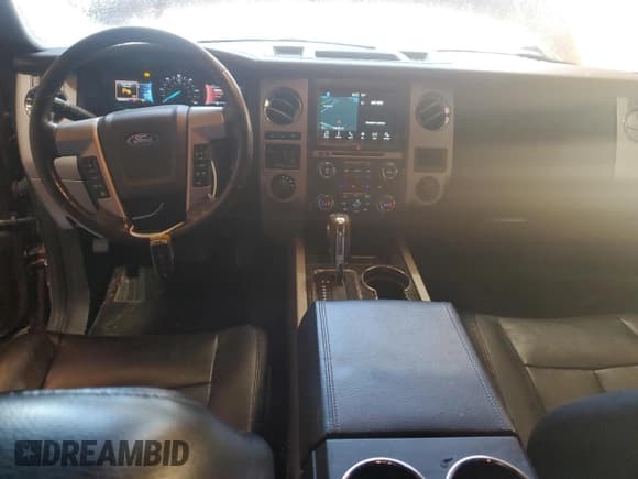 ✅ 2017 Ford Expedition Max Limited • VIN: 1FMJK2AT3HEA07800 • Lot: 47496475. Wystawiony na Copart z przebiegiem 225 786 mil. Bezpłatny archiwum sprzedaży aukcyjnych z USA i szczegółowy raport historii pojazdu na DreamBid. Zdjęcie 8.