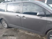 ✅ 2017 Toyota Sienna XLE • VIN: 5TDDZ3DC4HS160419 • Lot: 41633767. Listed on IAAI with 84,888 mi. Free auction sales archive from the USA and detailed vehicle history report at DreamBid. Image 13.