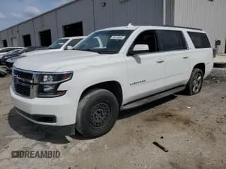 ✅ 2016 Chevrolet Suburban LS • VIN: 1GNSCGKC4GR295021 • Lot: 59410004. Wystawiony na Copart z przebiegiem 125 117 mil. Bezpłatny archiwum sprzedaży aukcyjnych z USA i szczegółowy raport historii pojazdu na DreamBid. Zdjęcie 1.
