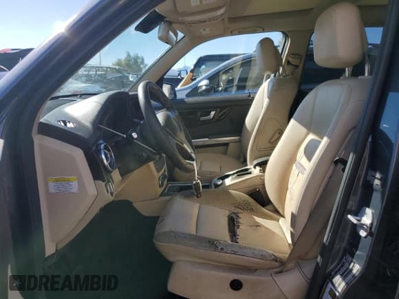 ✅ 2013 Mercedes-Benz GLK 350 • VIN: WDCGG8JB9DG124798 • Lot: 90092435. Listed on Copart with 179,565 mi. Free auction sales archive from the USA and detailed vehicle history report at DreamBid. Image 7.