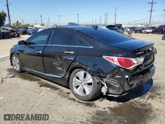 2013 Hyundai Sonata Limited с VIN KMHEC4A49DA070517, выставлен на аукционе Copart как лот 87459925 с пробегом 147 318 миль миль и Списание • Salvage title. История ставок и продаж доступна на DreamBid. Изображение 2.