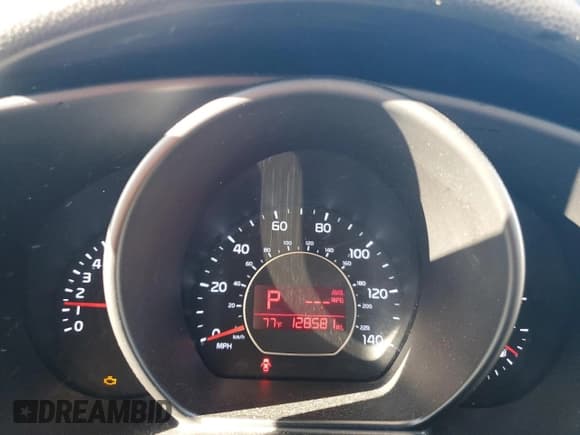 ✅ 2018 Kia Soul + • VIN: KNDJP3A50J7539304 • Лот: 86464795. Опубликован ранее на Copart с пробегом 128 581 миль. Бесплатный доступ к архиву аукционных продаж из США и подробный отчёт об истории автомобиля на DreamBid. Изображение 9.