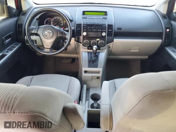 ✅ 2010 Mazda 5 Sport • VIN: JM1CR2W39A0367075 • Lot: 85095445. Wystawiony na Copart z przebiegiem 167 987 mil. Bezpłatny archiwum sprzedaży aukcyjnych z USA i szczegółowy raport historii pojazdu na DreamBid. Zdjęcie 8.