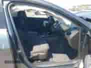 2019 Chevrolet Malibu LT z VIN 1G1ZD5ST7KF179775, wystawiony jako IAAI lot #43187625 z przebiegiem 126 840 mil mil oraz . Historia ofert i sprzedaży dostępna na DreamBid. Obrazek 5.