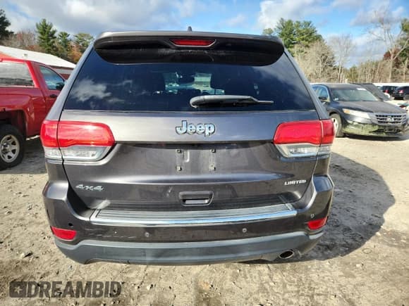 ✅ 2017 Jeep Grand Cherokee Limited • VIN: 1C4RJFBG5HC762459 • Lot: 92063305. Listed on Copart with 107,652 mi. Free auction sales archive from the USA and detailed vehicle history report at DreamBid. Image 6.