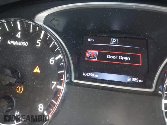 ✅ 2016 Nissan Pathfinder S • VIN: 5N1AR2MN1GC642498 • Lot: 42169962. Listed on IAAI with 104,258 mi. Free auction sales archive from the USA and detailed vehicle history report at DreamBid. Image 15.